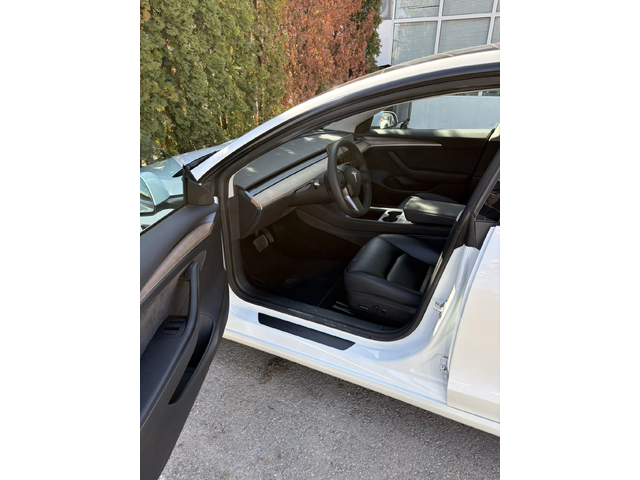Tesla Model 3 Long Range AWD - автомобили, коли, обяви за нови и употребявани 7