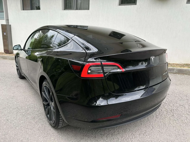 Tesla Model 3 DUAL MOTOR / LONG RANGE - автомобили, коли, обяви за нови и употребявани 4