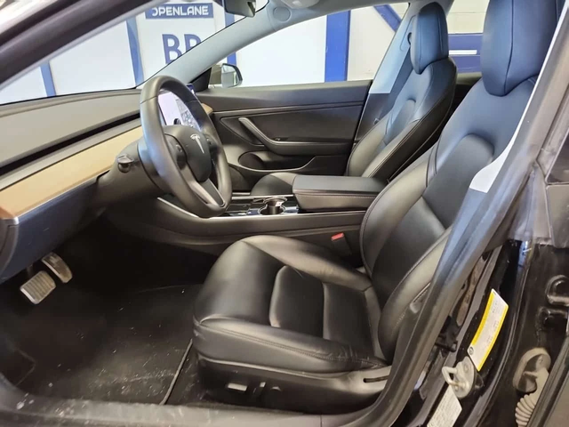 Tesla Model 3 STANDARD RANGE PLUS| PANO| АВТОПИЛОТ| 2 КЛЮЧА| - автомобили, коли, обяви за нови и употребявани 6