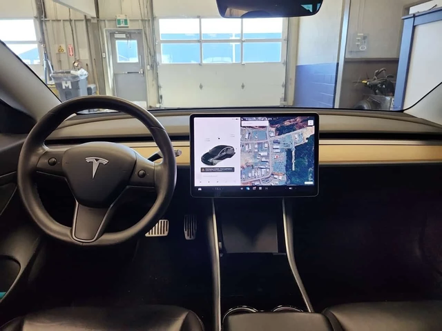 Tesla Model 3 STANDARD RANGE PLUS| PANO| АВТОПИЛОТ| 2 КЛЮЧА| - автомобили, коли, обяви за нови и употребявани 7