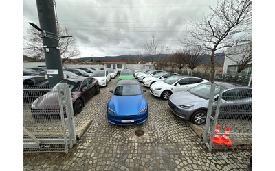 tesla-model-3 - 4