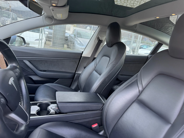 Tesla Model 3 Long Range/4x4 - автомобили, коли, обяви за нови и употребявани 10