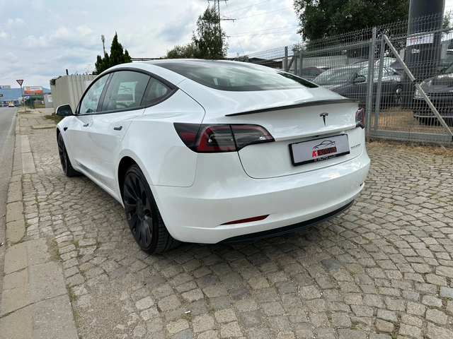 Tesla Model 3 5км, Rear-wheel drive, long range или Performance - автомобили, коли, обяви за нови и употребявани 3