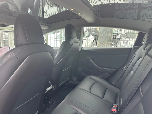 Tesla Model 3 Long Range/4x4 - автомобили, коли, обяви за нови и употребявани 10