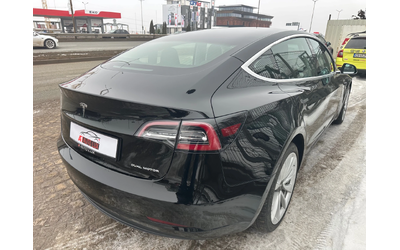 tesla-model-3 - 4