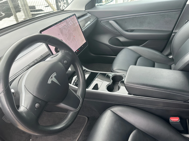 Tesla Model 3 Long Range/4x4 - автомобили, коли, обяви за нови и употребявани 5