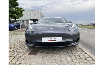 tesla-model-3 - 1