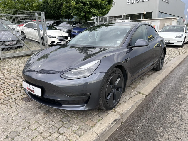 Tesla Model 3 Long Range/4x4/Dual motor/40 хил.км.!!! - автомобили, коли, обяви за нови и употребявани 2