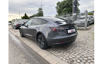 tesla-model-3 - 4