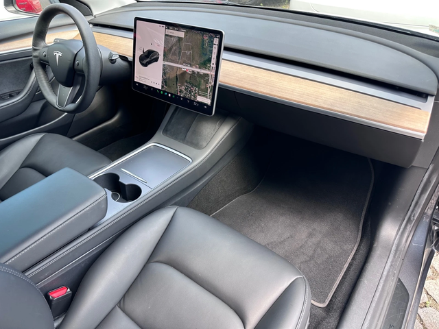 Tesla Model 3 Long Range/4x4/Dual motor/40 хил.км.!!! - автомобили, коли, обяви за нови и употребявани 9