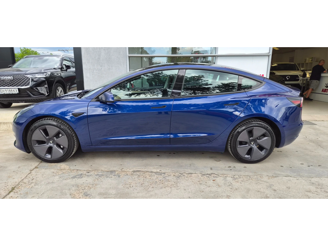 Tesla Model 3 Dual Motor AWD 2023г. ; 42983км. Face с термопомпа - автомобили, коли, обяви за нови и употребявани 6