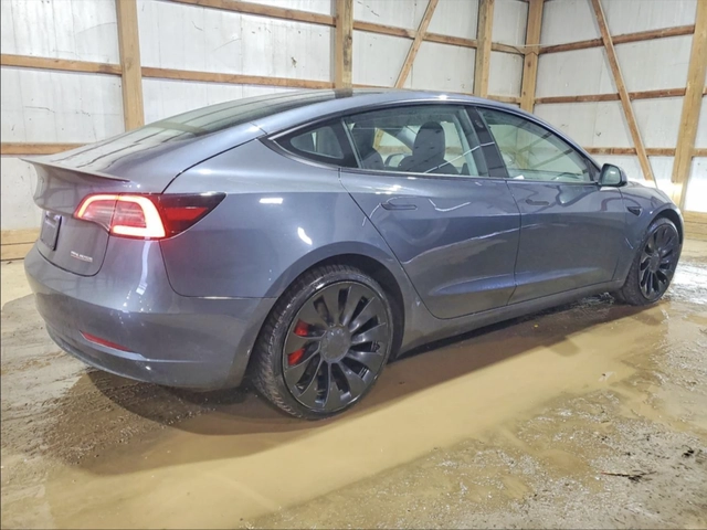 Tesla Model 3 Performance AWD - автомобили, коли, обяви за нови и употребявани 2