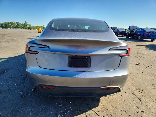 Tesla Model 3 - автомобили, коли, обяви за нови и употребявани 5