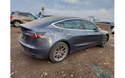 tesla-model-3 - 2