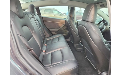 Tesla Model 3 RWD - автомобили, коли, обяви за нови и употребявани 9