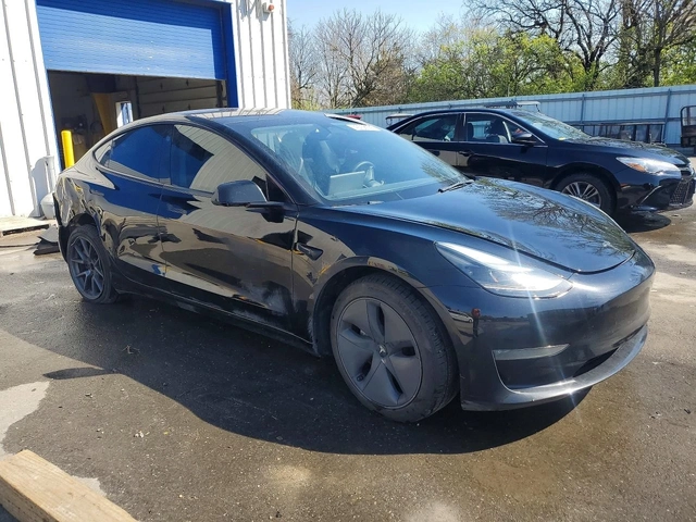 Tesla Model 3 DUAL MOTOR LONG RANGE AWD ТЕРМОПОМПА* - автомобили, коли, обяви за нови и употребявани 3