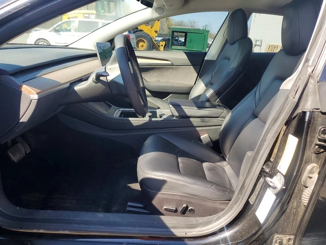 Tesla Model 3 DUAL MOTOR LONG RANGE AWD ТЕРМОПОМПА* - автомобили, коли, обяви за нови и употребявани 6