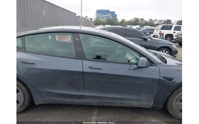 Tesla Model 3 LONG RANGE DUAL MOTOR ALL-WHEEL DRIVE - автомобили, коли, обяви за нови и употребявани 13