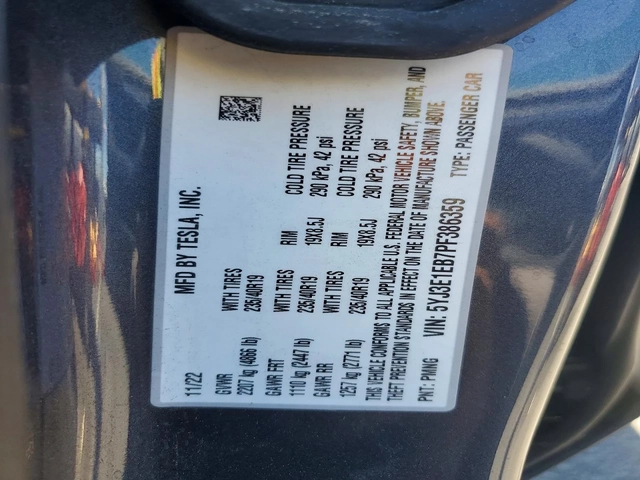 Tesla Model 3 LONG RANGE / AWD - автомобили, коли, обяви за нови и употребявани 12