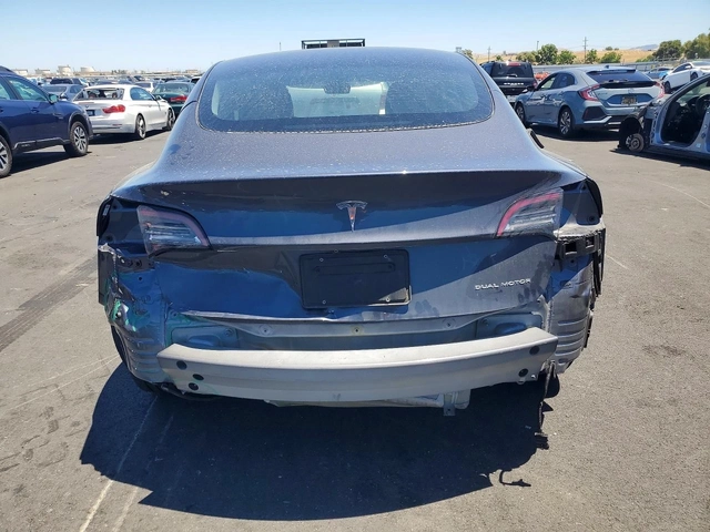 Tesla Model 3 LONG RANGE / AWD - автомобили, коли, обяви за нови и употребявани 5