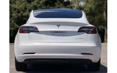 tesla-model-3 - 5