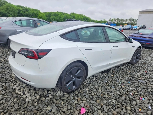 Tesla Model 3 - автомобили, коли, обяви за нови и употребявани 2