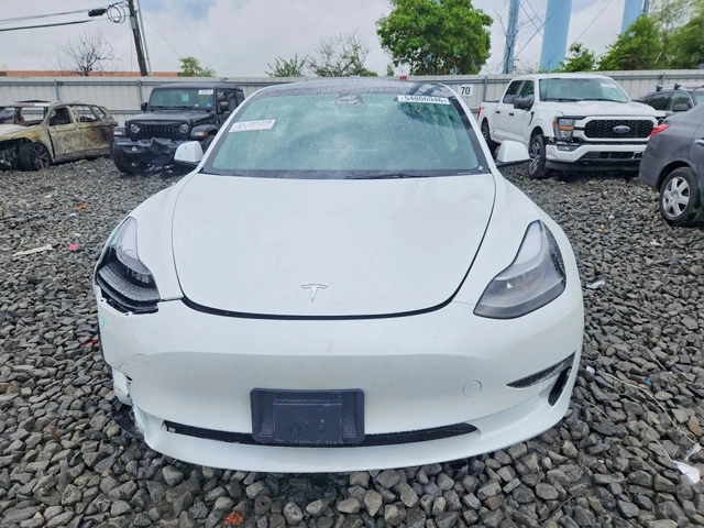 Tesla Model 3 - автомобили, коли, обяви за нови и употребявани 4