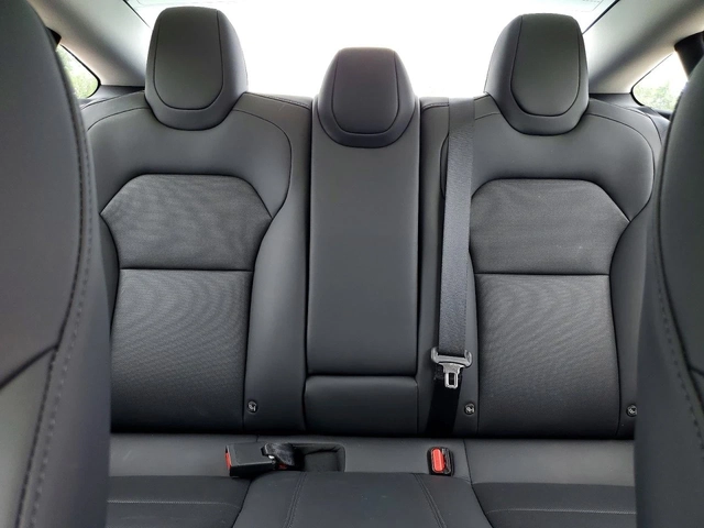 Tesla Model 3 Long Range RWD - автомобили, коли, обяви за нови и употребявани 10