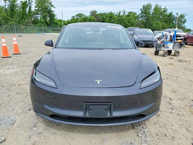 Tesla Model 3 Long Range RWD - автомобили, коли, обяви за нови и употребявани 1