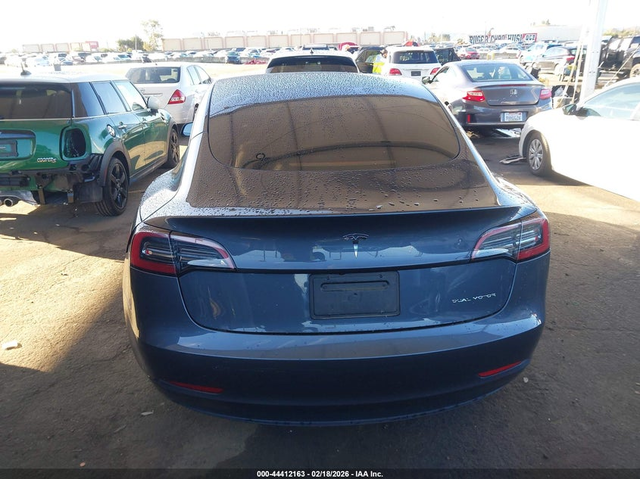 Tesla Model 3 ELECTRIC All Wheel Drive - автомобили, коли, обяви за нови и употребявани 15