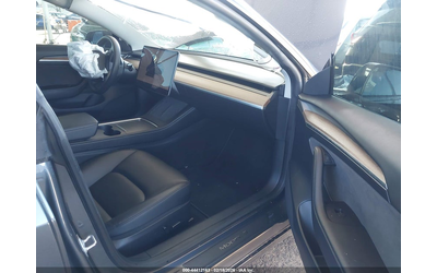 tesla-model-3-electric-all-wheel-drive - 4