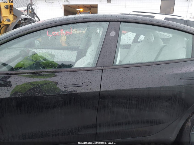 Tesla Model 3 ELECTRIC All Wheel Drive - автомобили, коли, обяви за нови и употребявани 13