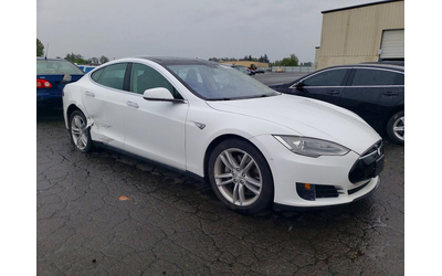 tesla-model-3-rear-wheel-drive - 3