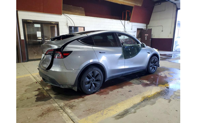 tesla-model-all-wheel-drive - 3