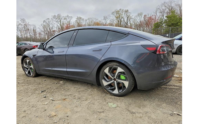 tesla-model-all-wheel-drive - 1