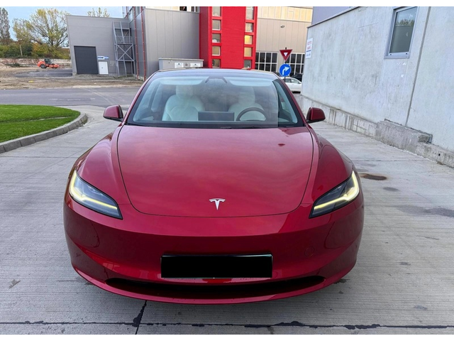 TESLA Model Model 3 Dual Motor Performance - автомобили, коли, обяви за нови и употребявани 5