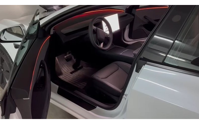 tesla-model-model-3-rwd - 4