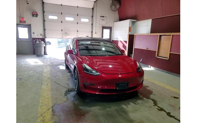 tesla-model-rear-wheel-drive - 0