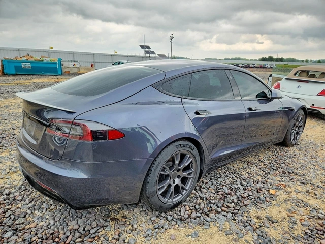 Tesla Model S PLAID - автомобили, коли, обяви за нови и употребявани 2