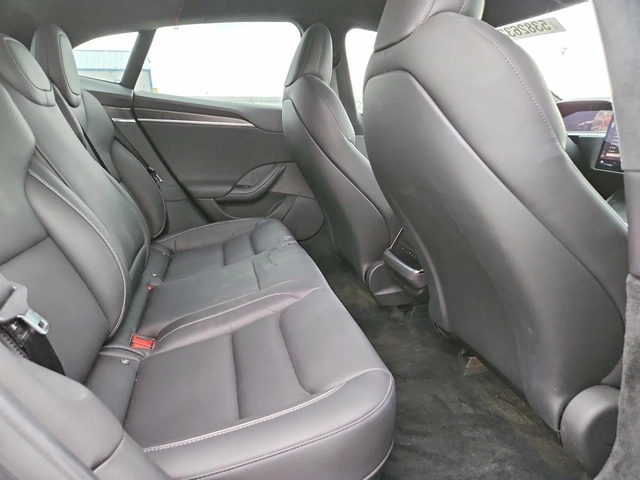 Tesla Model S PLAID - автомобили, коли, обяви за нови и употребявани 9