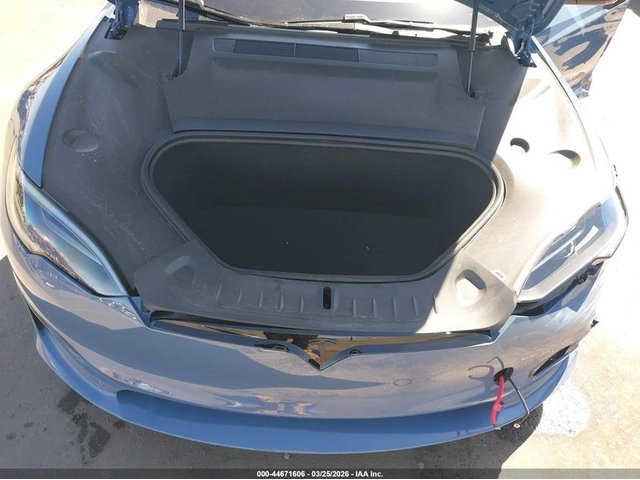 Tesla Model S AWD - автомобили, коли, обяви за нови и употребявани 6