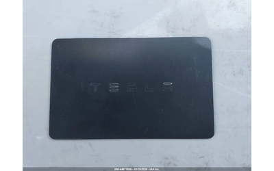 Tesla Model S AWD - автомобили, коли, обяви за нови и употребявани 9