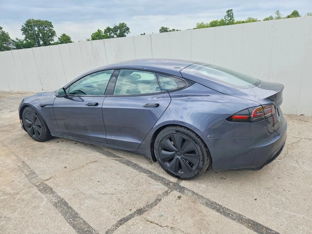 Tesla Model S AWD - автомобили, коли, обяви за нови и употребявани 1