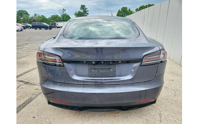 tesla-model-s - 5