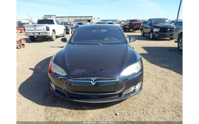 Tesla Model S ELECTRIC All Wheel Drive - автомобили, коли, обяви за нови и употребявани 10