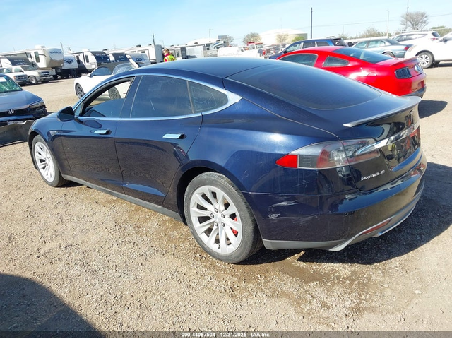 Tesla Model S ELECTRIC All Wheel Drive - автомобили, коли, обяви за нови и употребявани 2