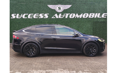 tesla-model-x - 3