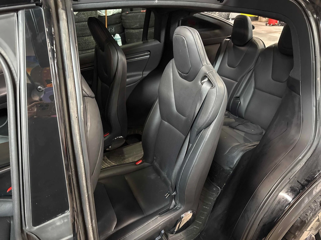 Tesla Model X PLAID РЕГИСТРАЦИЯ & АВТО КРЕДИТ - автомобили, коли, обяви за нови и употребявани 12