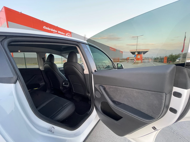 Tesla Model Y Germany - автомобили, коли, обяви за нови и употребявани 13