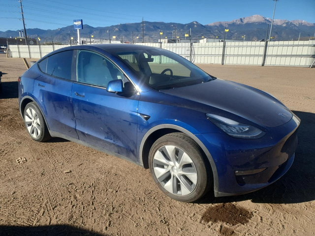 Tesla Model Y ПОДГРЕВ* КАМЕРА* КЕЙЛЕС* LANE* ASSIST - автомобили, коли, обяви за нови и употребявани 3